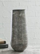Homestyle Furniture - Ashley Furniture - Fynn Vase - Vase - A2000515