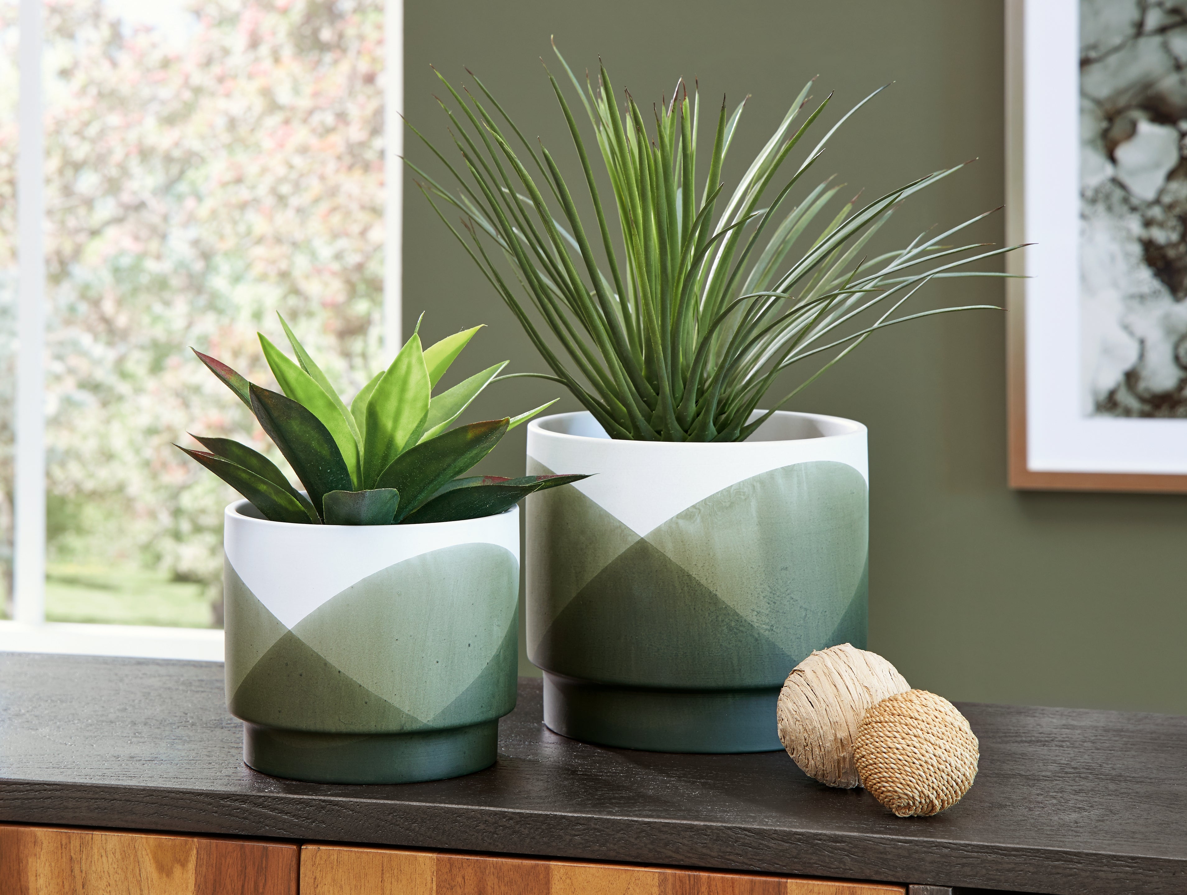Homestyle Furniture - Ashley Furniture - Ardenridge Planter (Set of 2) - Planter Set (Set of 2) - A2000579