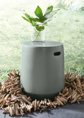 Homestyle Furniture - Ashley Furniture - Kalmunds Stool - Stool - A3000634
