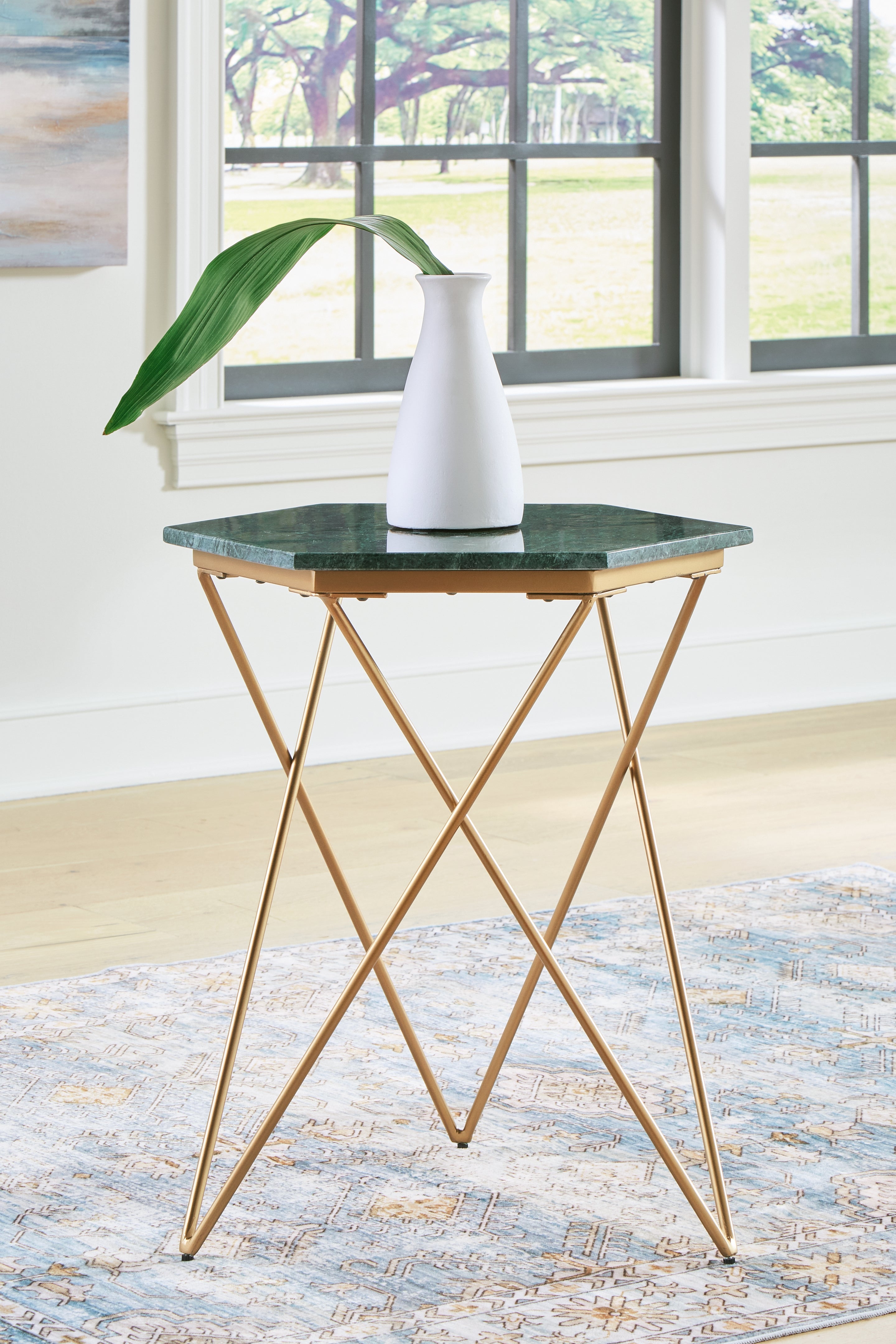 Homestyle Furniture - Ashley Furniture - Engelton Accent Table - Accent Table - A4000526