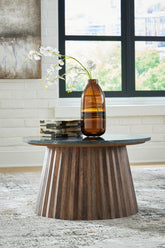 Homestyle Furniture - Ashley Furniture - Ceilby Accent Coffee Table - Accent Cocktail Table - A4000601
