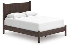Pamytta Queen Panel Bed