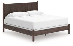 Pamytta King Panel Bed, Dresser, Mirror and Nightstand
