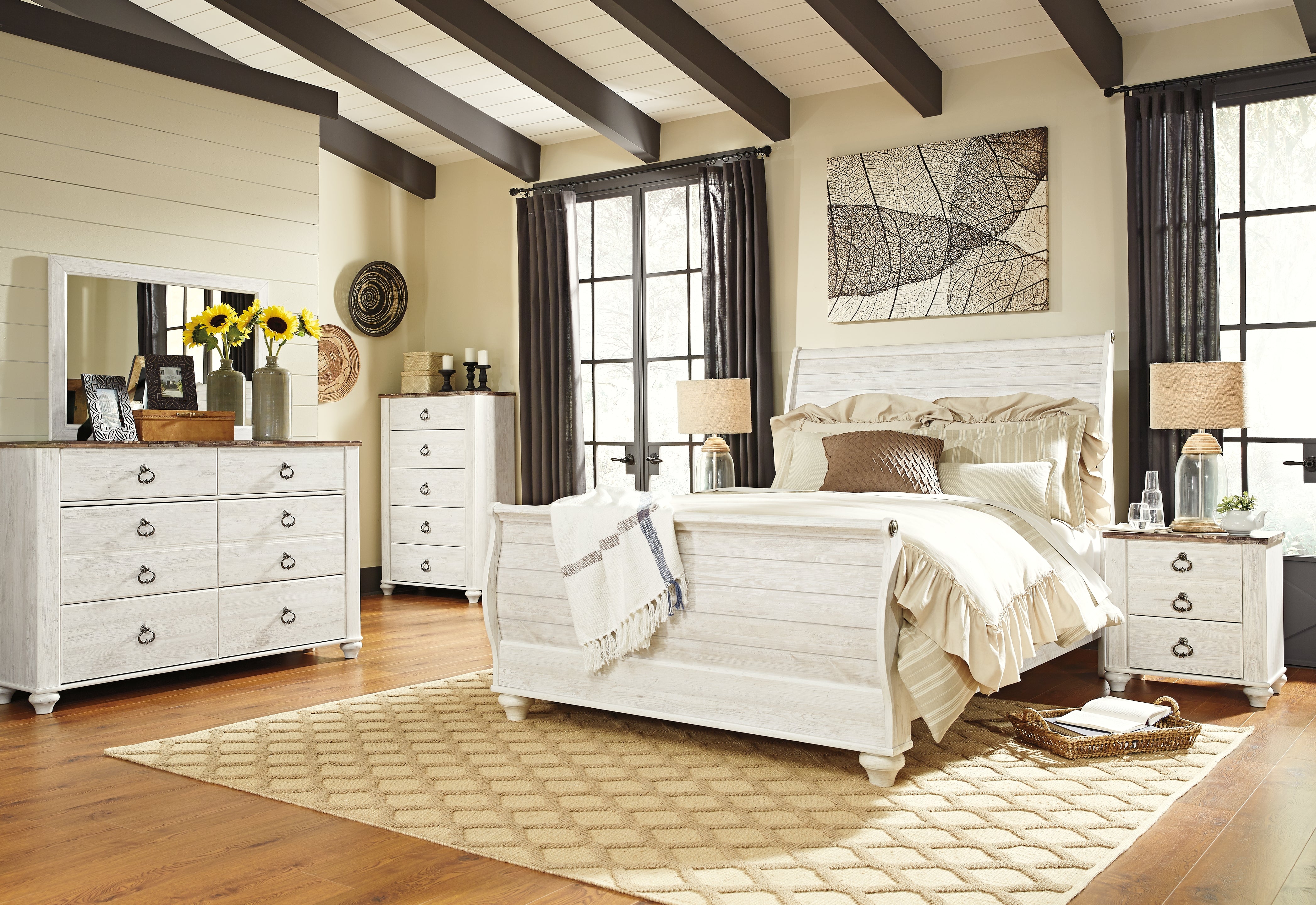 Homestyle Furniture - Ashley Furniture - Willowton Queen Sleigh Bed, 2 Dressers, Mirror, Chest and 2 Nightstands - Queen Sleigh Bed, 2 Dressers, Mirror, Chest and 2 Nightstands - B267B39