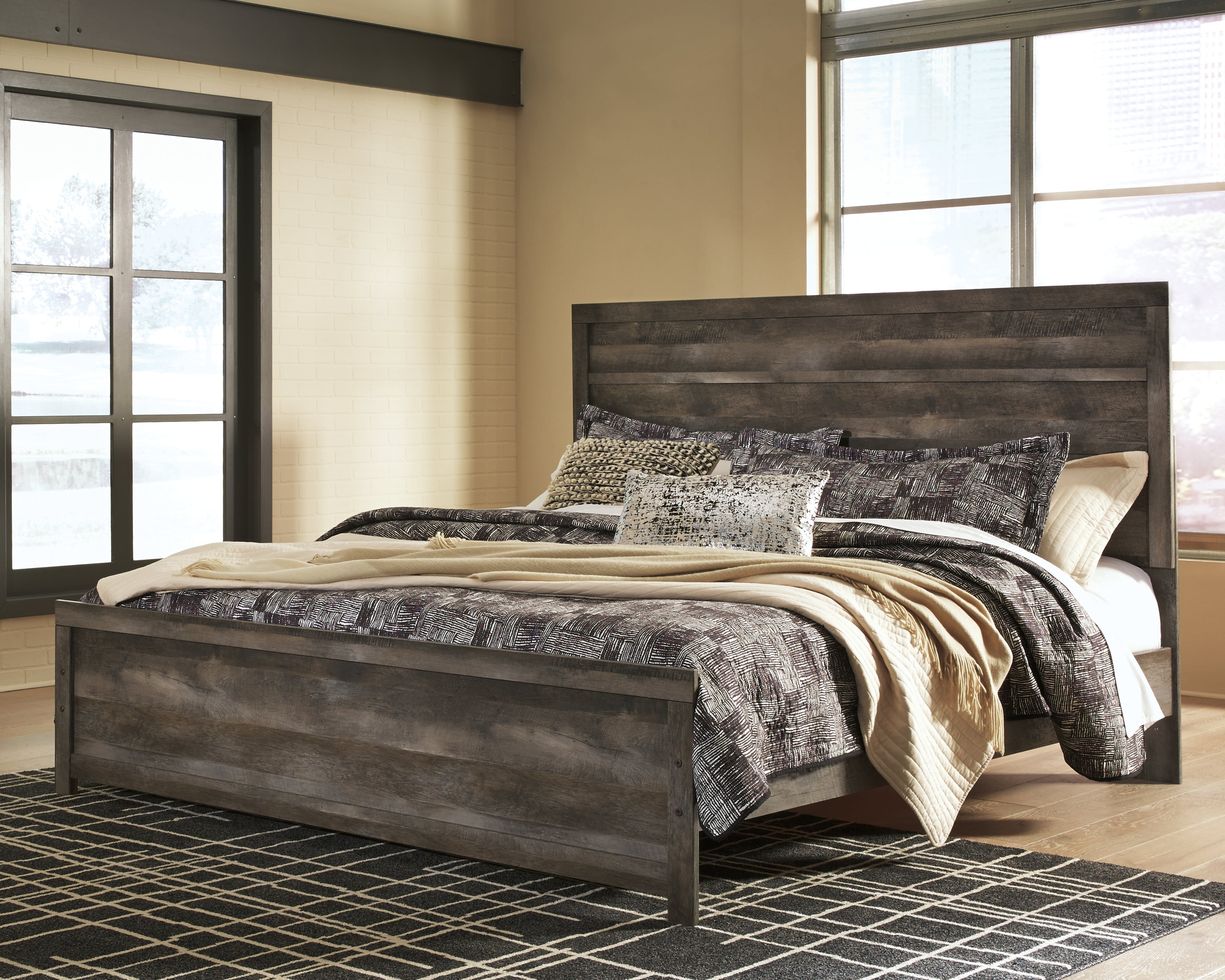 Homestyle Furniture - Ashley Furniture - Wynnlow King Panel Bed - King Panel Bed - B440B8