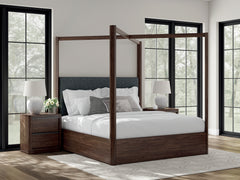 Dilenno King Canopy Bed