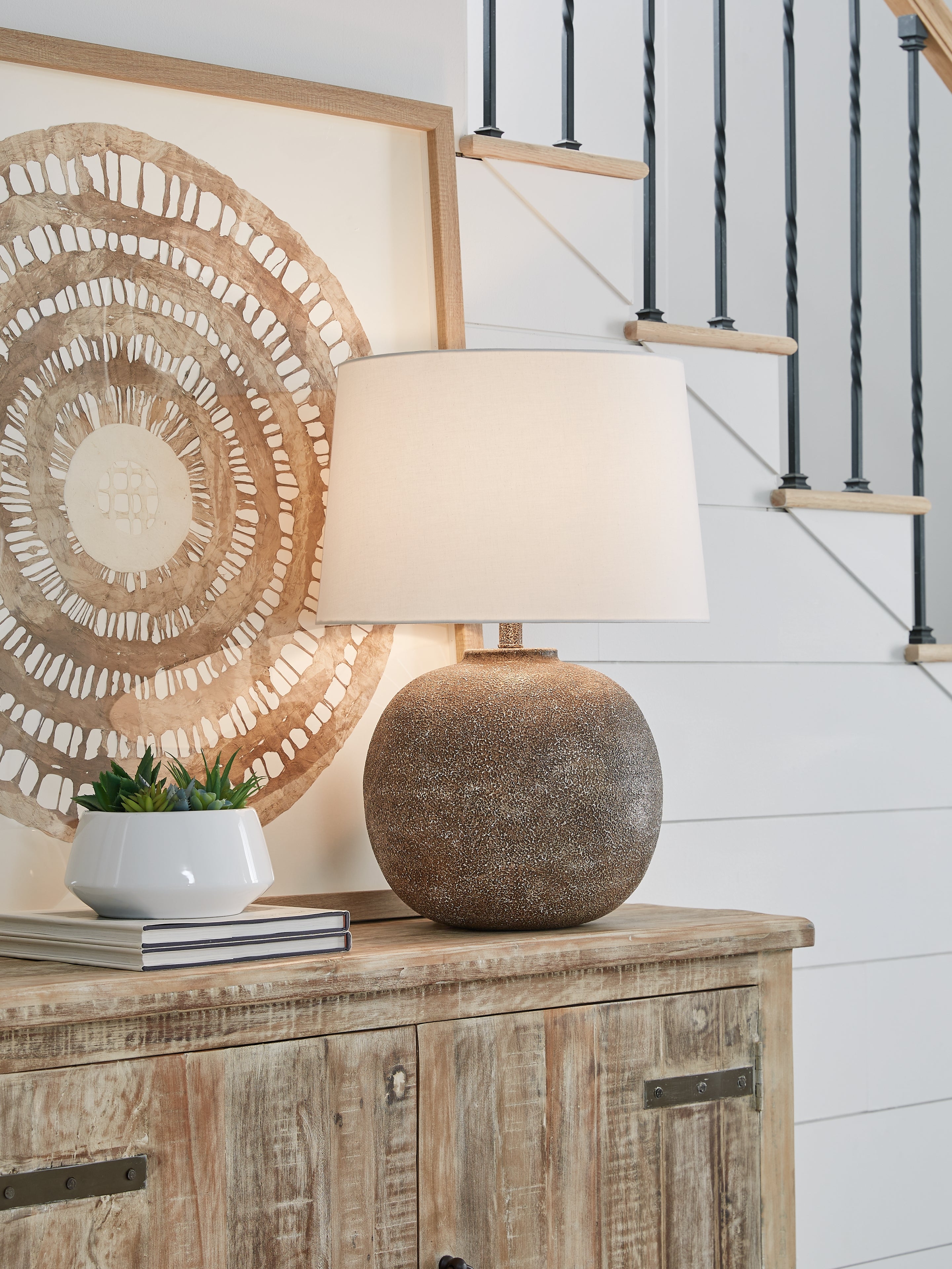 Homestyle Furniture - Ashley Furniture - Neavesboro 2-Piece Lamp Set - 2-Piece Lamp Set - L207484X2