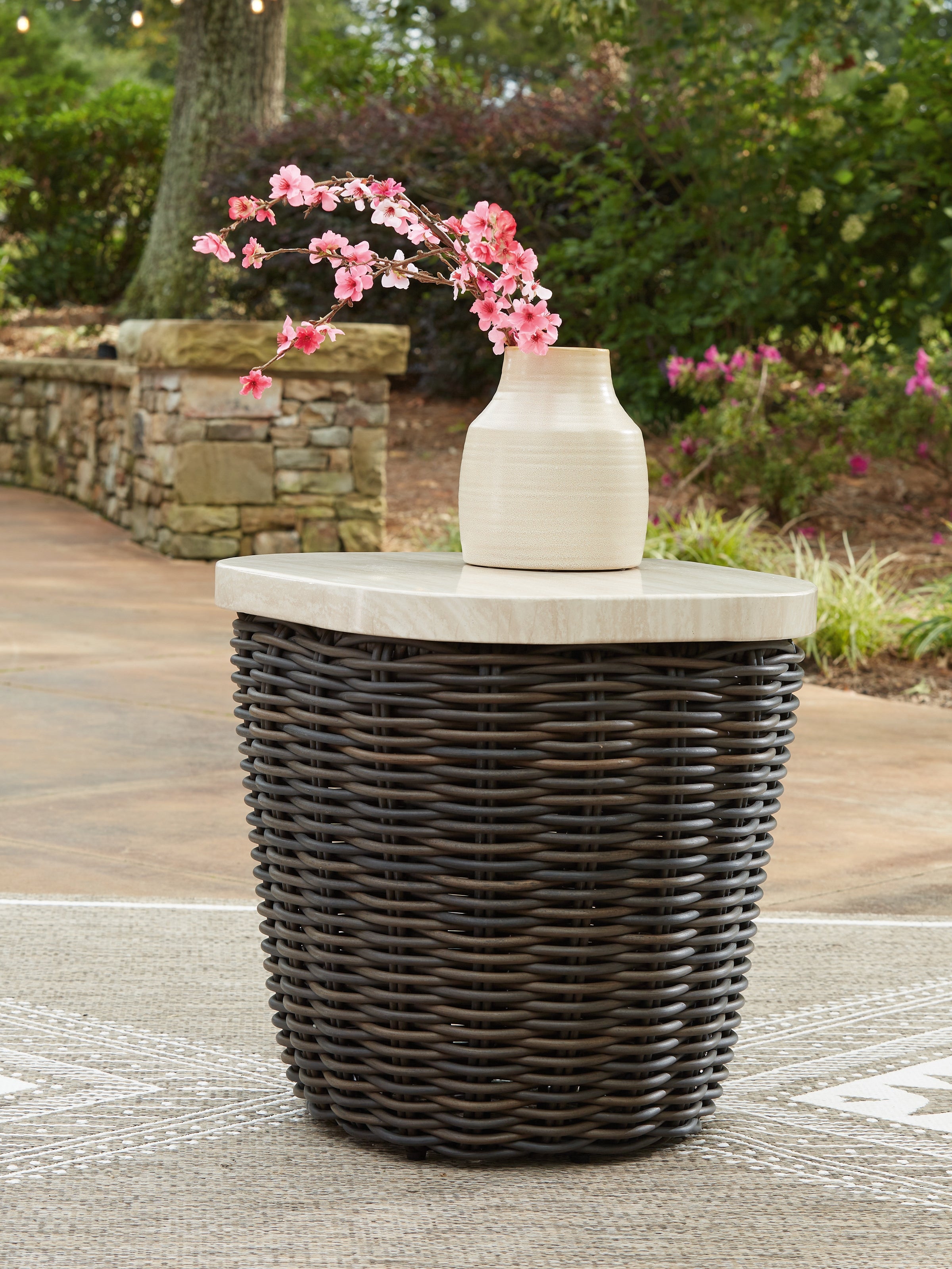 Homestyle Furniture - Ashley Furniture - Kimora Outdoor End Table - Square End Table - P711-702