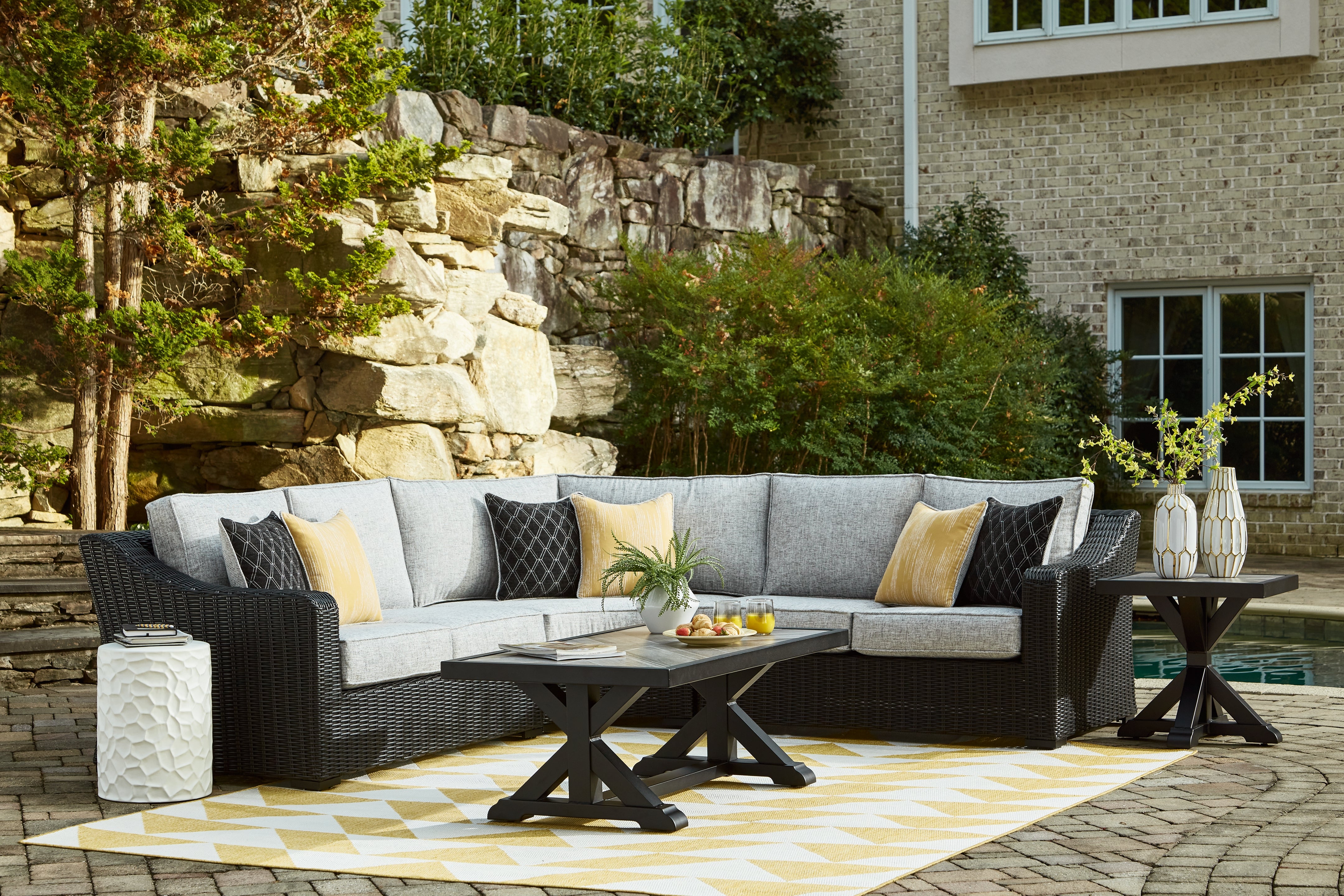 Homestyle Furniture - Ashley Furniture - Beachcroft 3-Piece Outdoor Sectional - 3-Piece Outdoor Sectional - P792P1