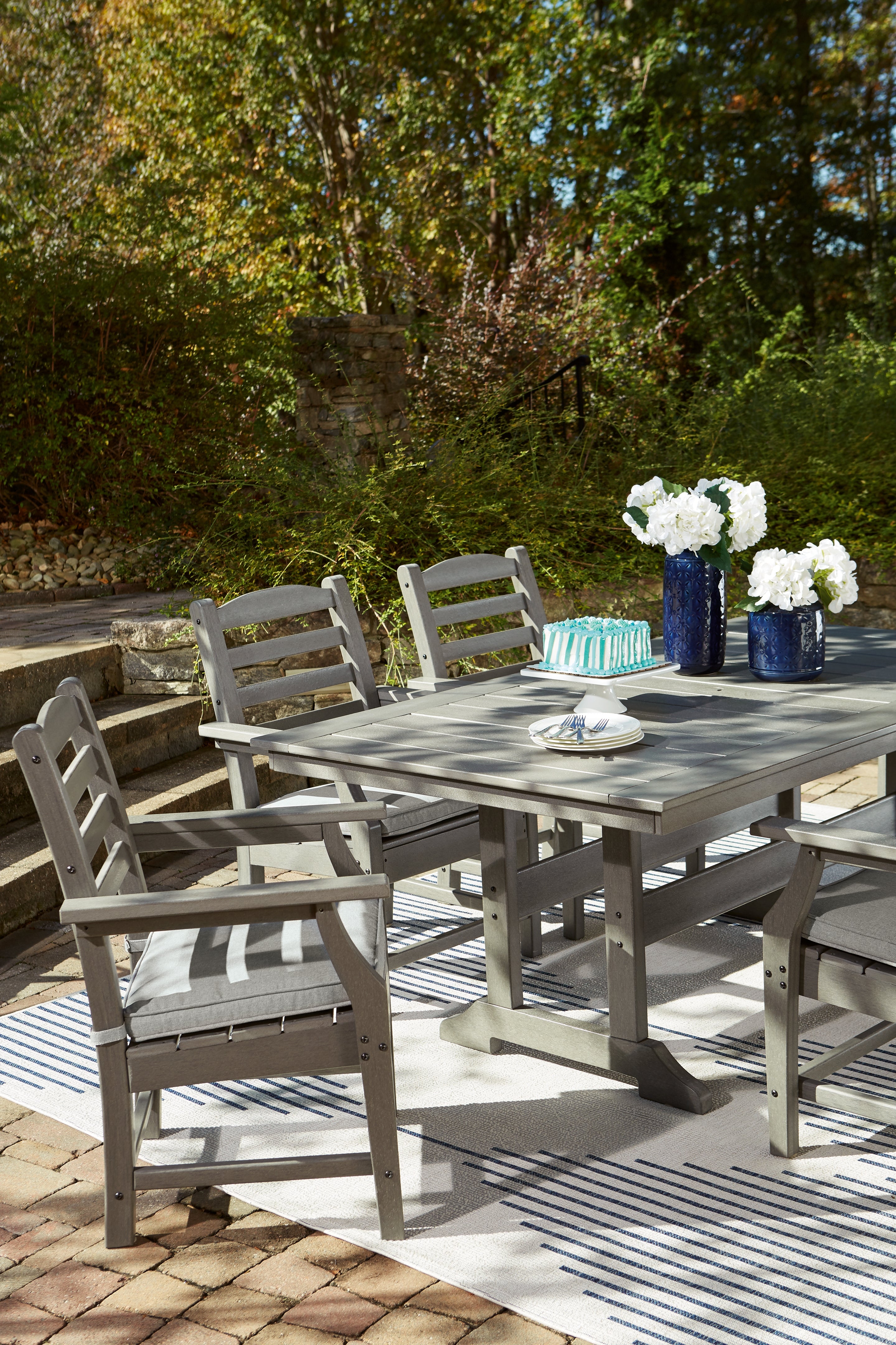 Homestyle Furniture - Ashley Furniture - Visola Outdoor Dining Table - RECT Dining Table w/UMB OPT - P802-625