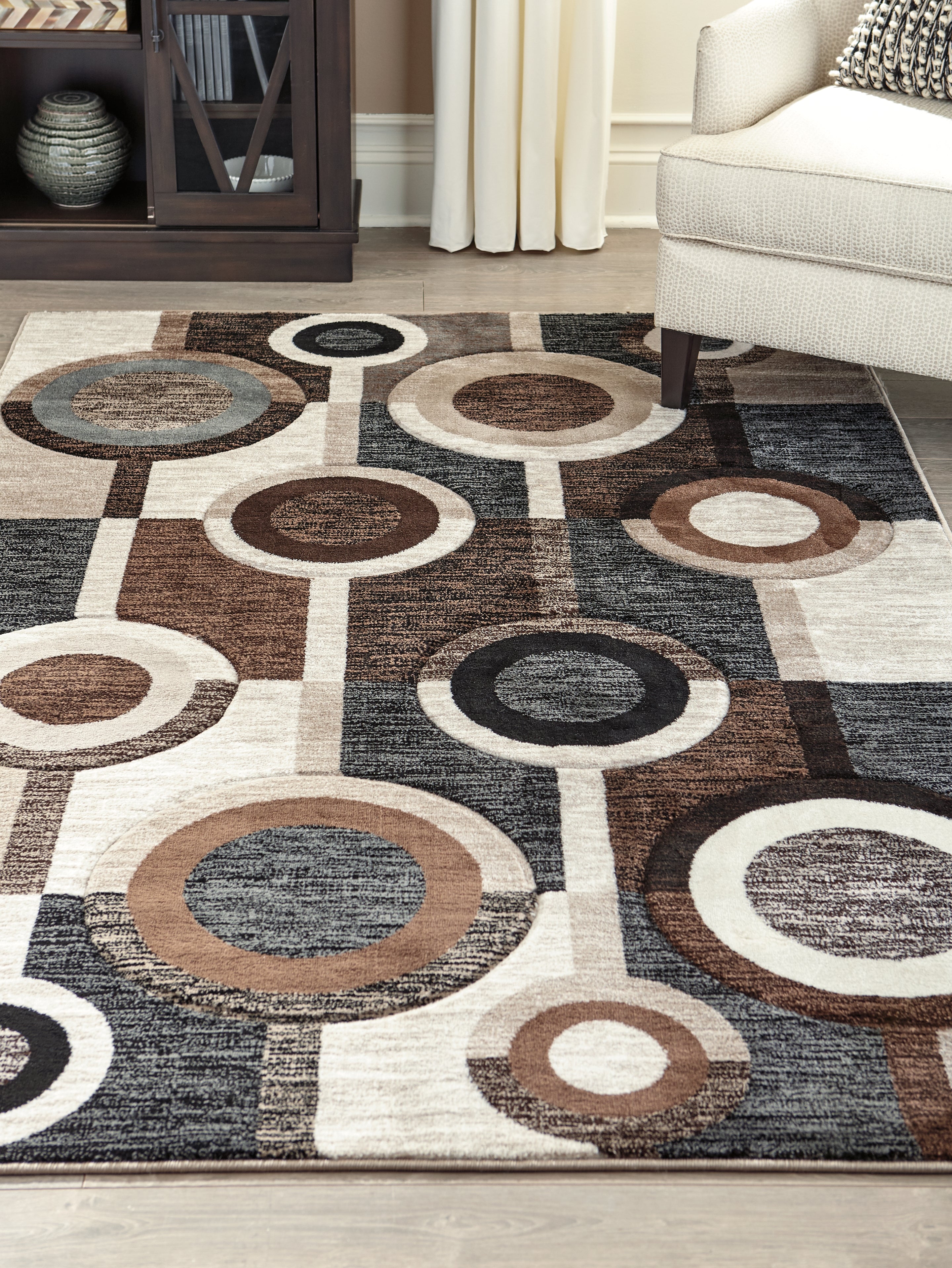Homestyle Furniture - Ashley Furniture - Guintte 8'2" x 9'6" Rug - 8'2" x 9'6" Rug - R403971