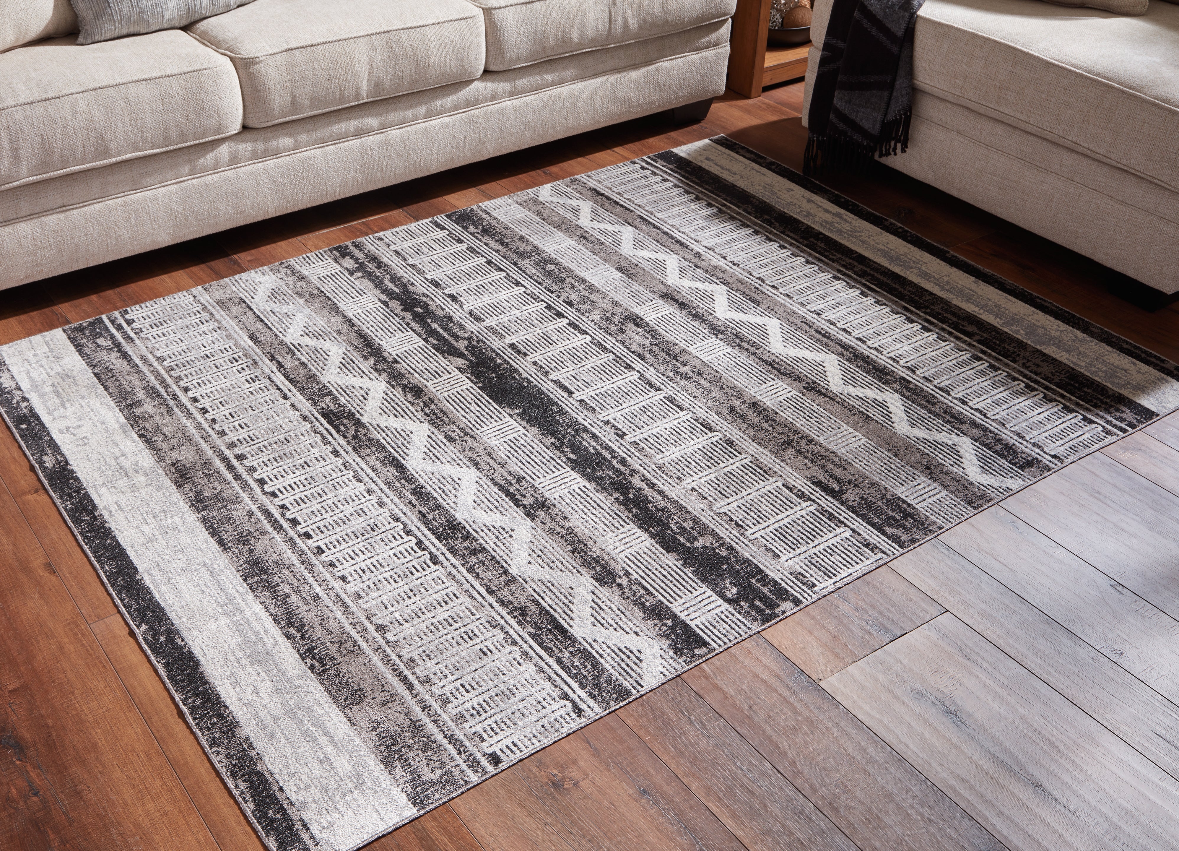 Homestyle Furniture - Ashley Furniture - Henchester 8' x 10' Washable Rug - 8' x 10' Washable Rug - R405991
