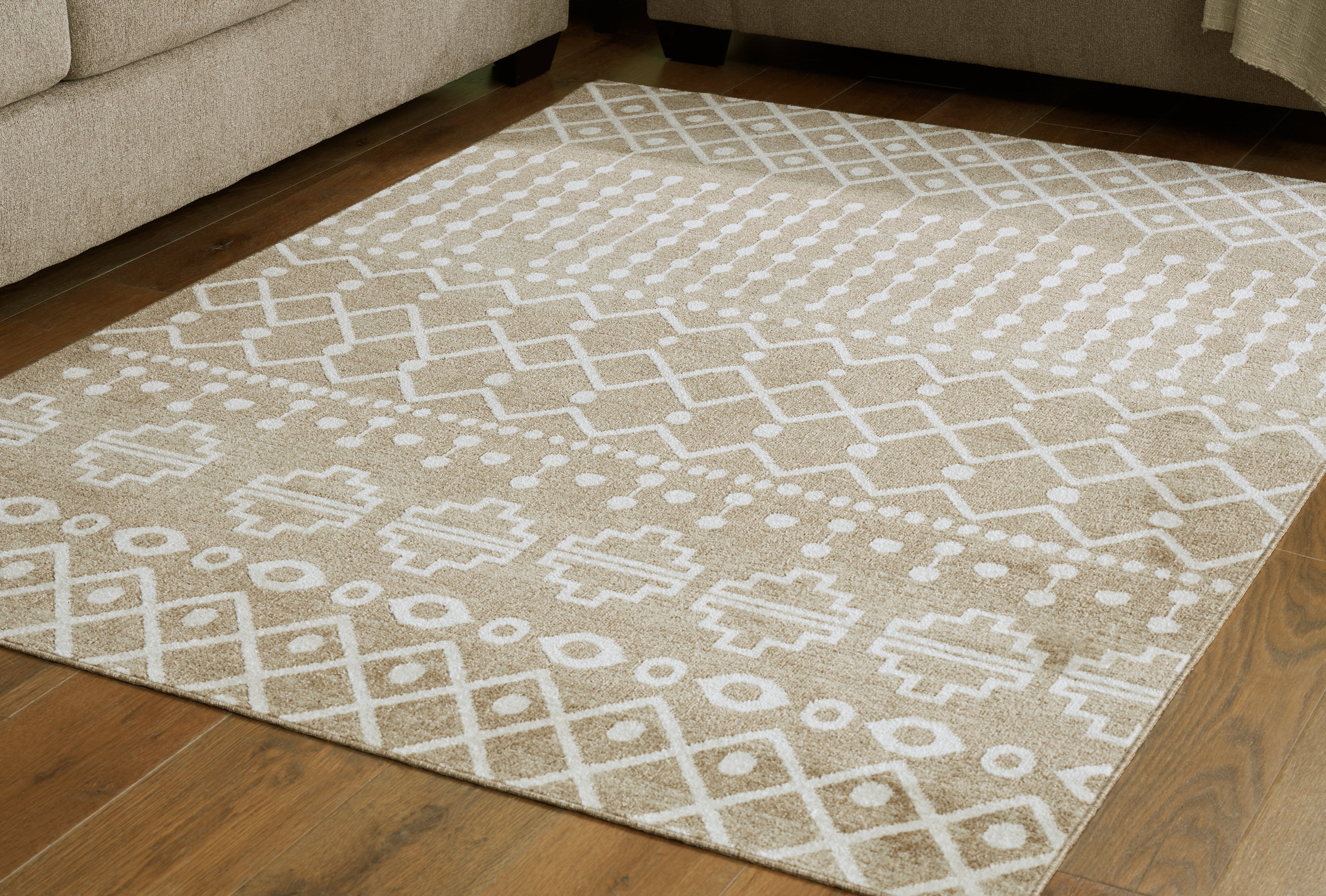 Homestyle Furniture - Ashley Furniture - Bunchly 4'11" x 7'2" Washable Rug - 4'11" x 7'2" Washable Rug - R406222