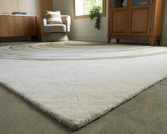 Rizwana 7'6" x 10' Area Rug
