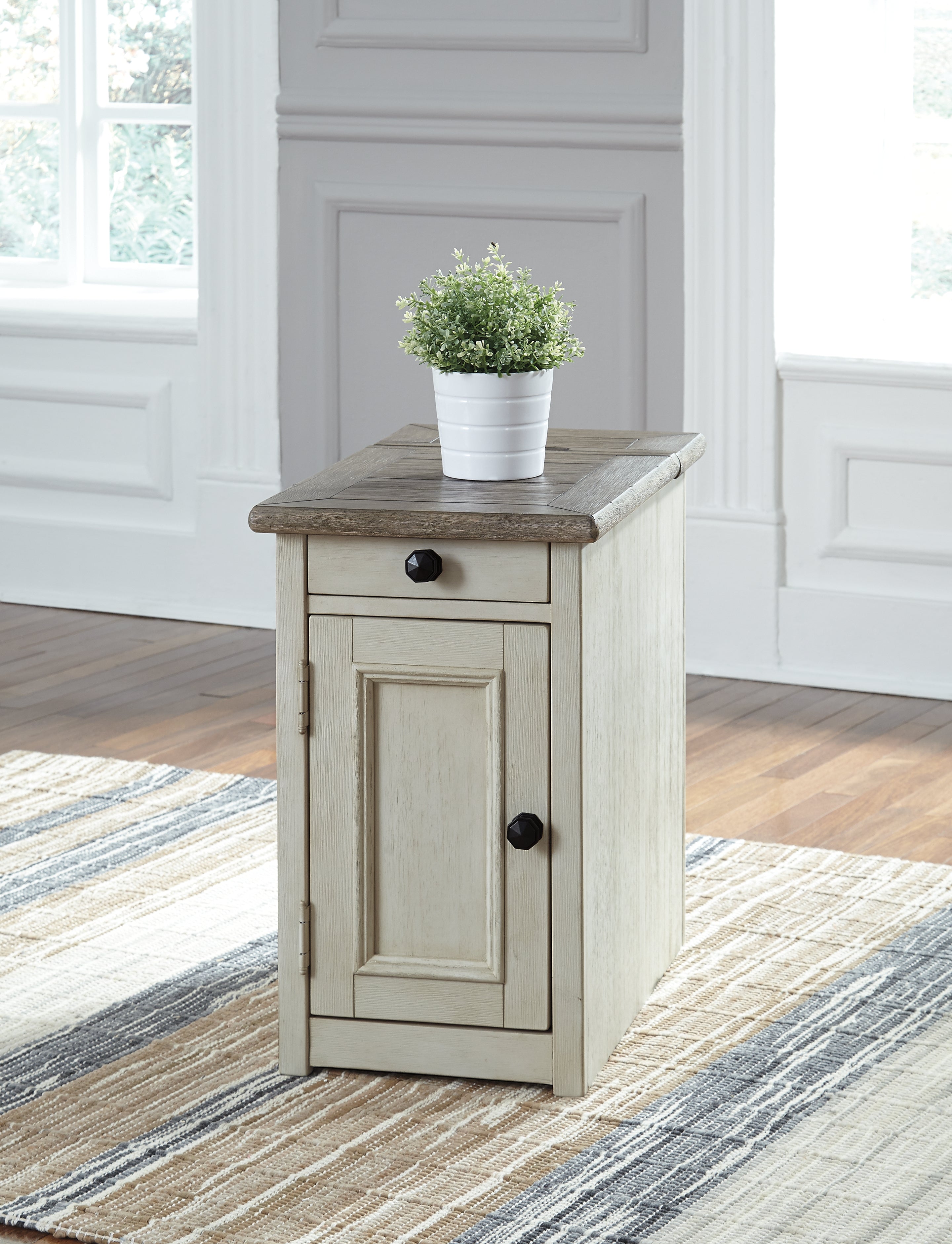 Homestyle Furniture - Ashley Furniture - Bolanburg Chairside End Table with USB Ports & Outlets - Chair Side End Table - T637-7
