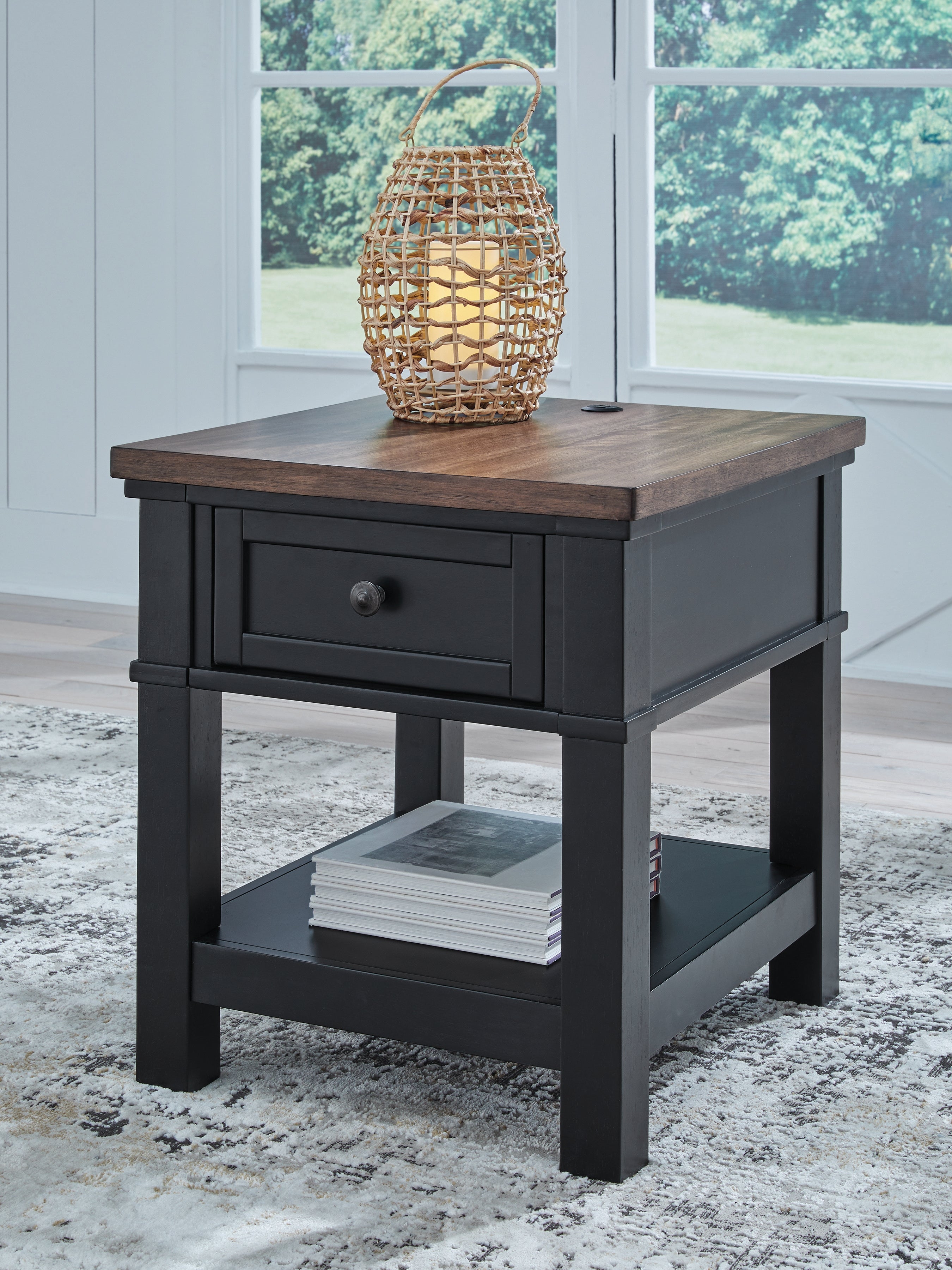 Homestyle Furniture - Ashley Furniture - Wildenauer End Table - Rectangular End Table - T664-3