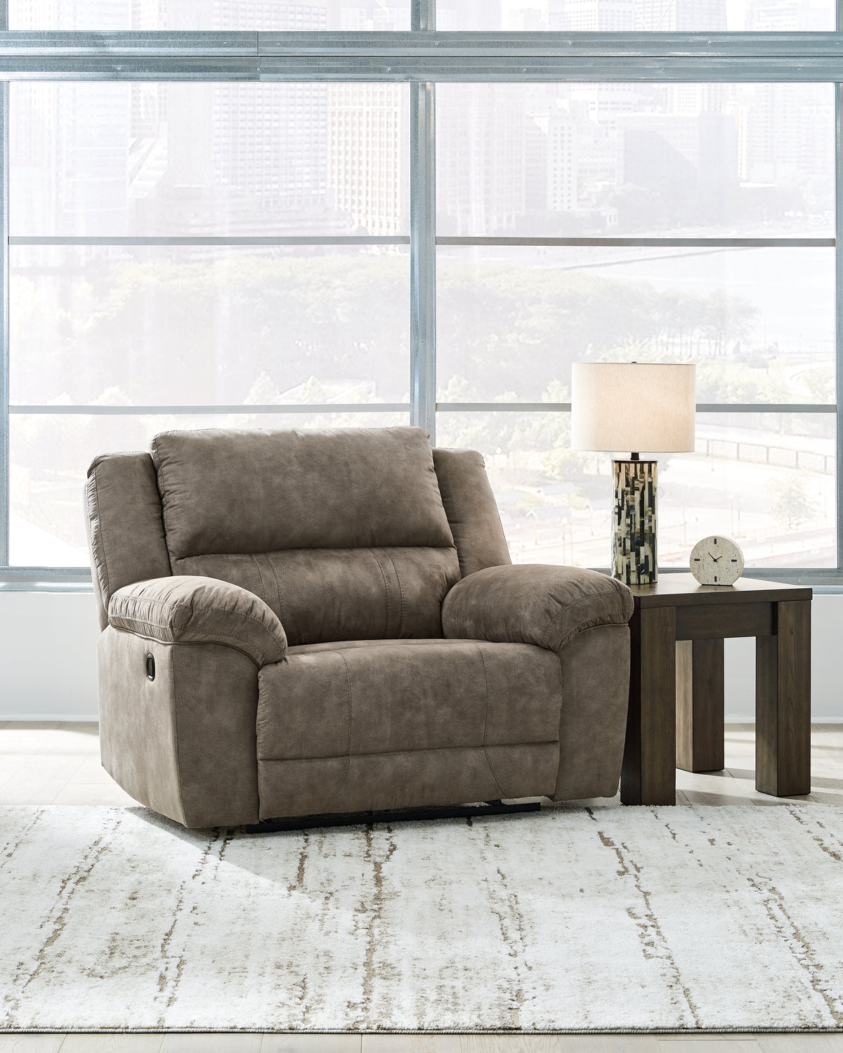 Homestyle Furniture - Ashley Furniture - Laresview Oversized Recliner - Zero Wall Wide Seat Recliner - 3720352