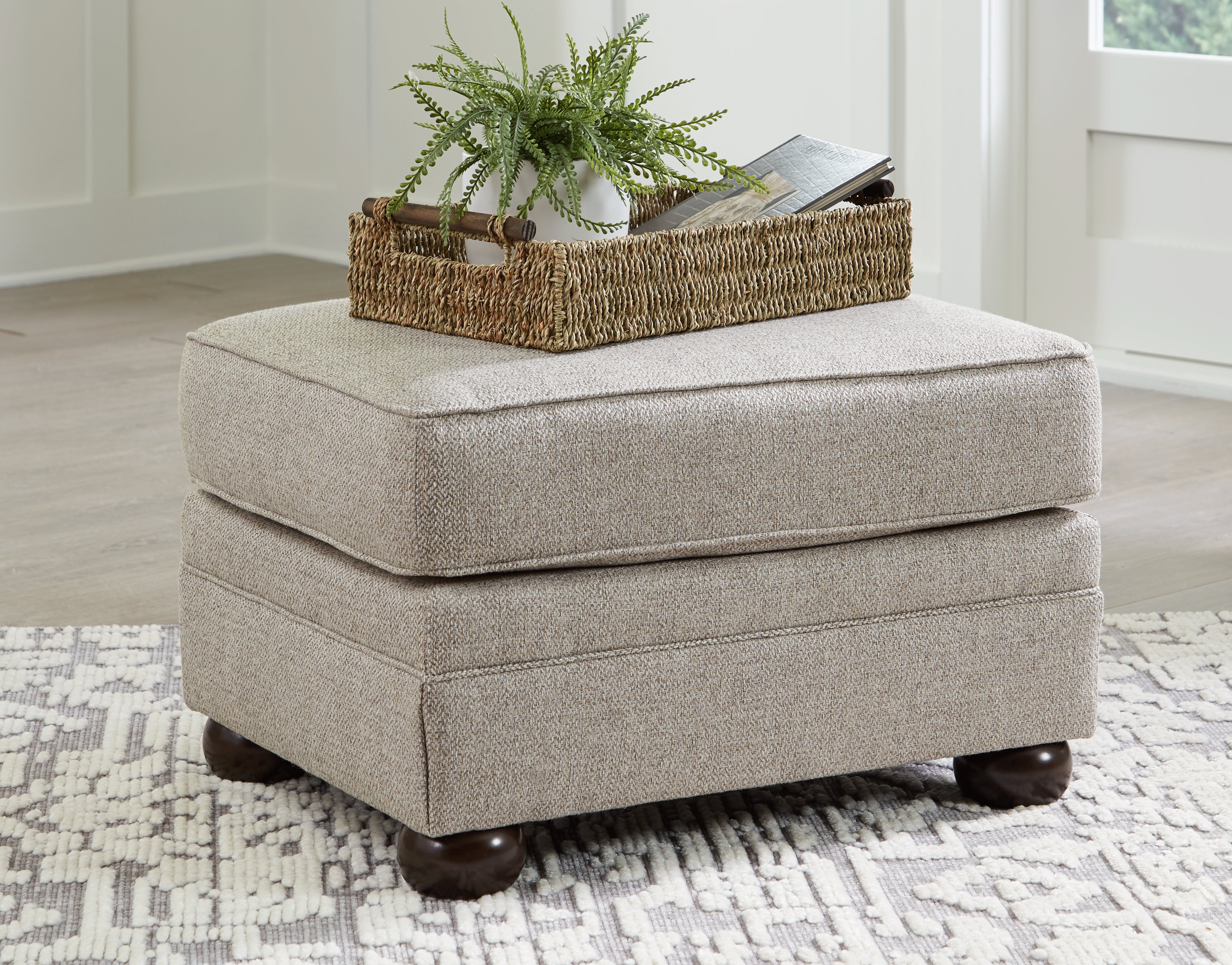 Homestyle Furniture - Ashley Furniture - Gaelon Ottoman - Ottoman - 3730714