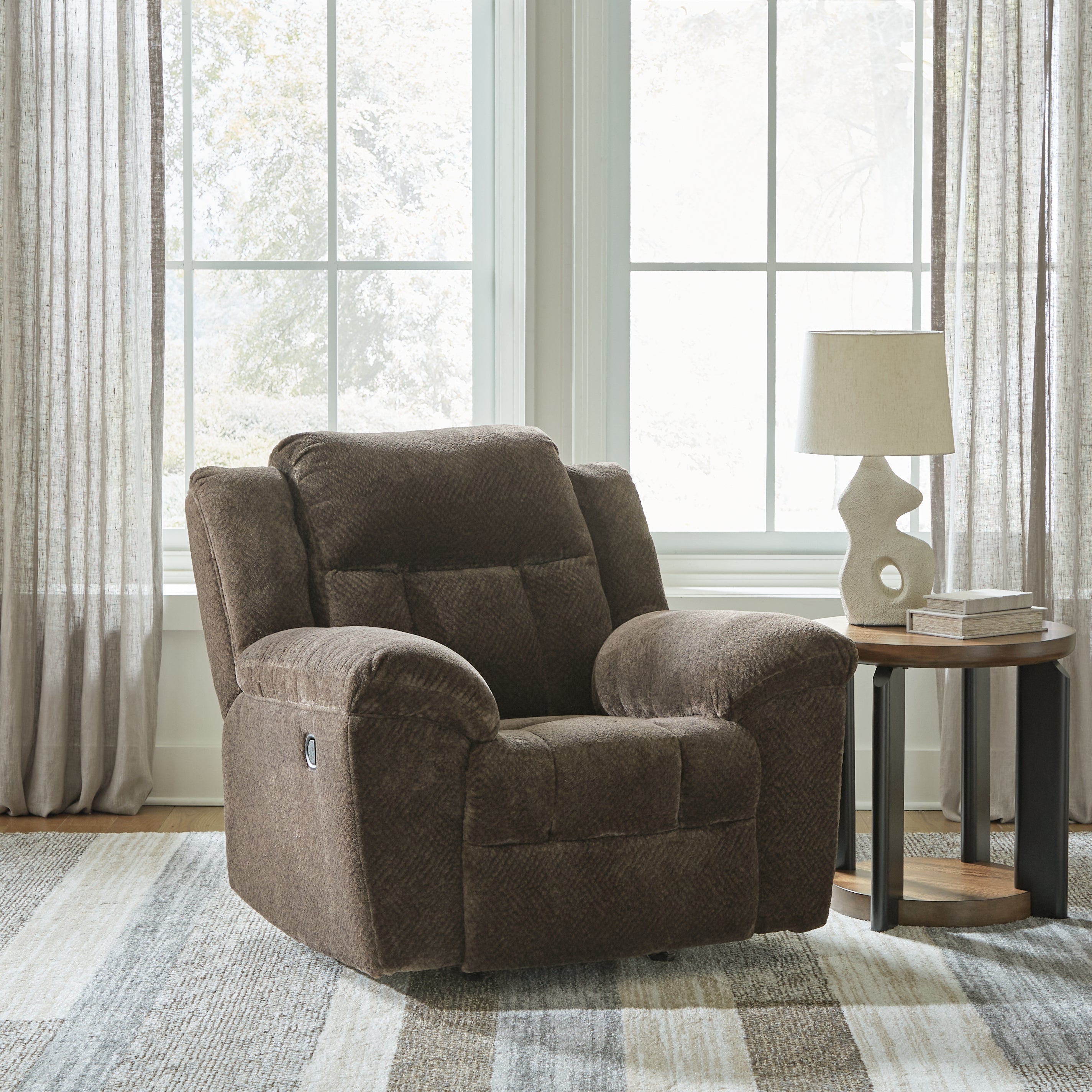 Homestyle Furniture - Ashley Furniture - Frohn Recliner - Rocker Recliner / Chocolate - 3740725
