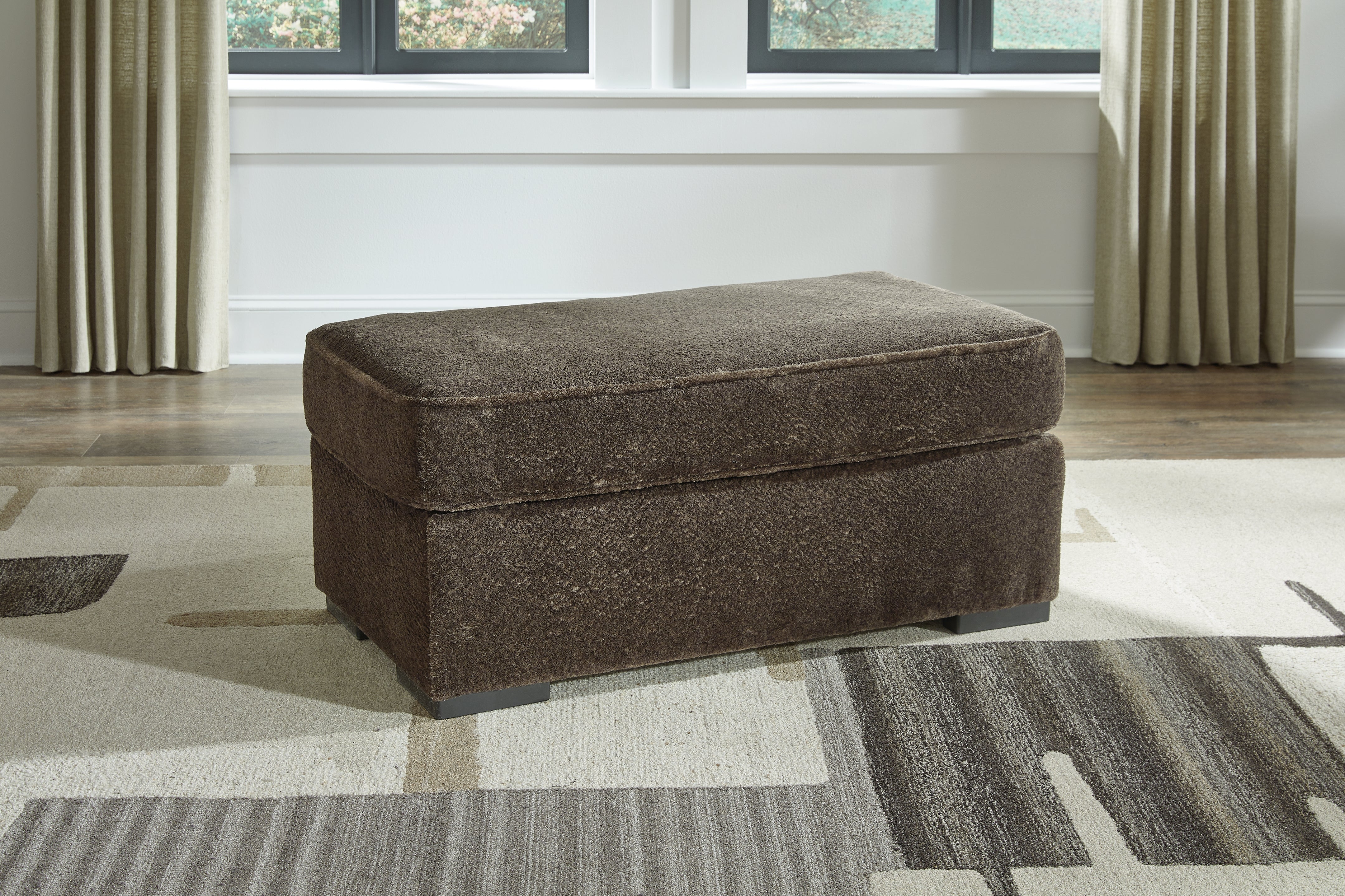 Homestyle Furniture - Ashley Furniture - Aylesworth Ottoman - Ottoman - 5370214