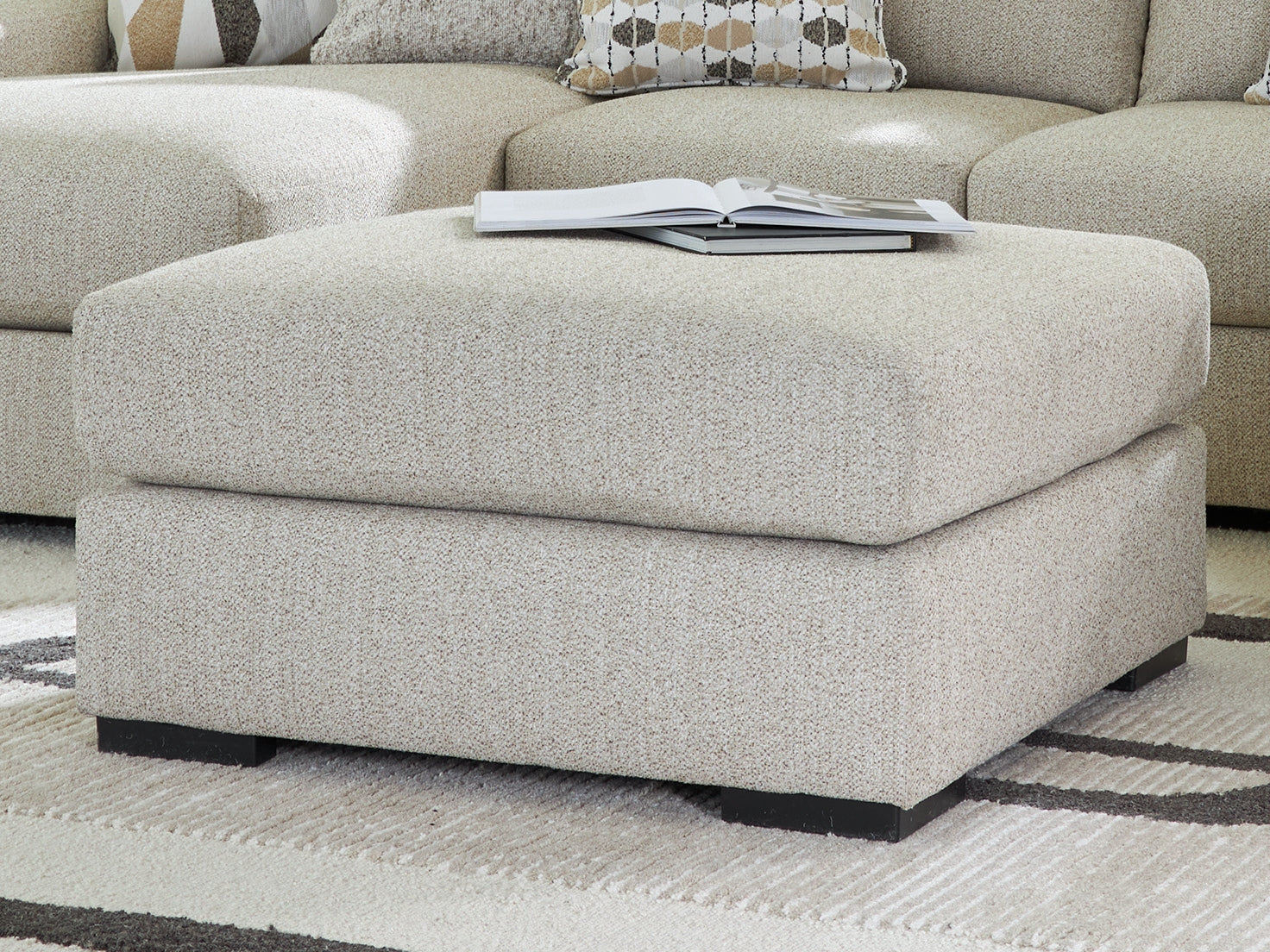 Homestyle Furniture - Ashley Furniture - Laurelgrove Oversized Accent Ottoman - Oversized Accent Ottoman - 7510508