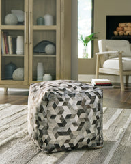 Homestyle Furniture - Ashley Furniture - Albermarle Pouf - Pouf - A1000983