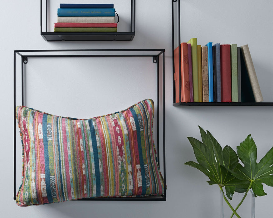 Orensburgh Pillows  Homestyle Furniture (ARk)