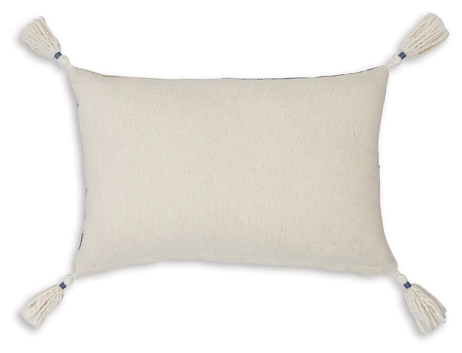 Winbury Pillows  Homestyle Furniture (ARk)