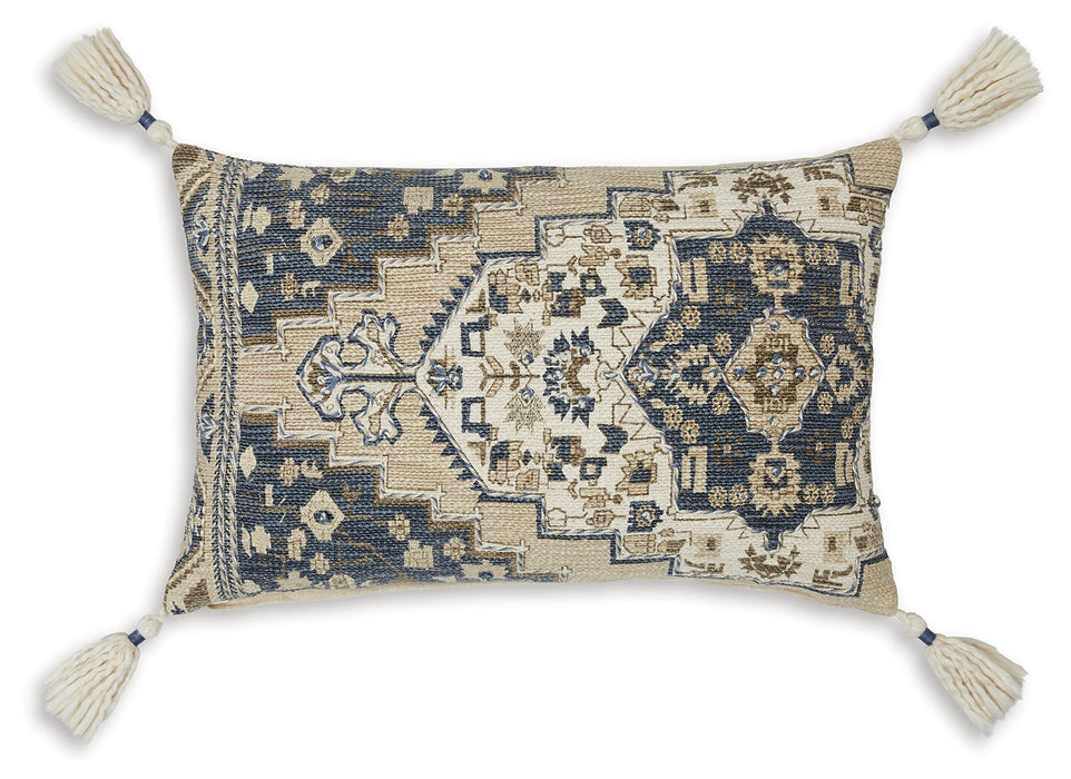 Winbury Pillows  Homestyle Furniture (ARk)