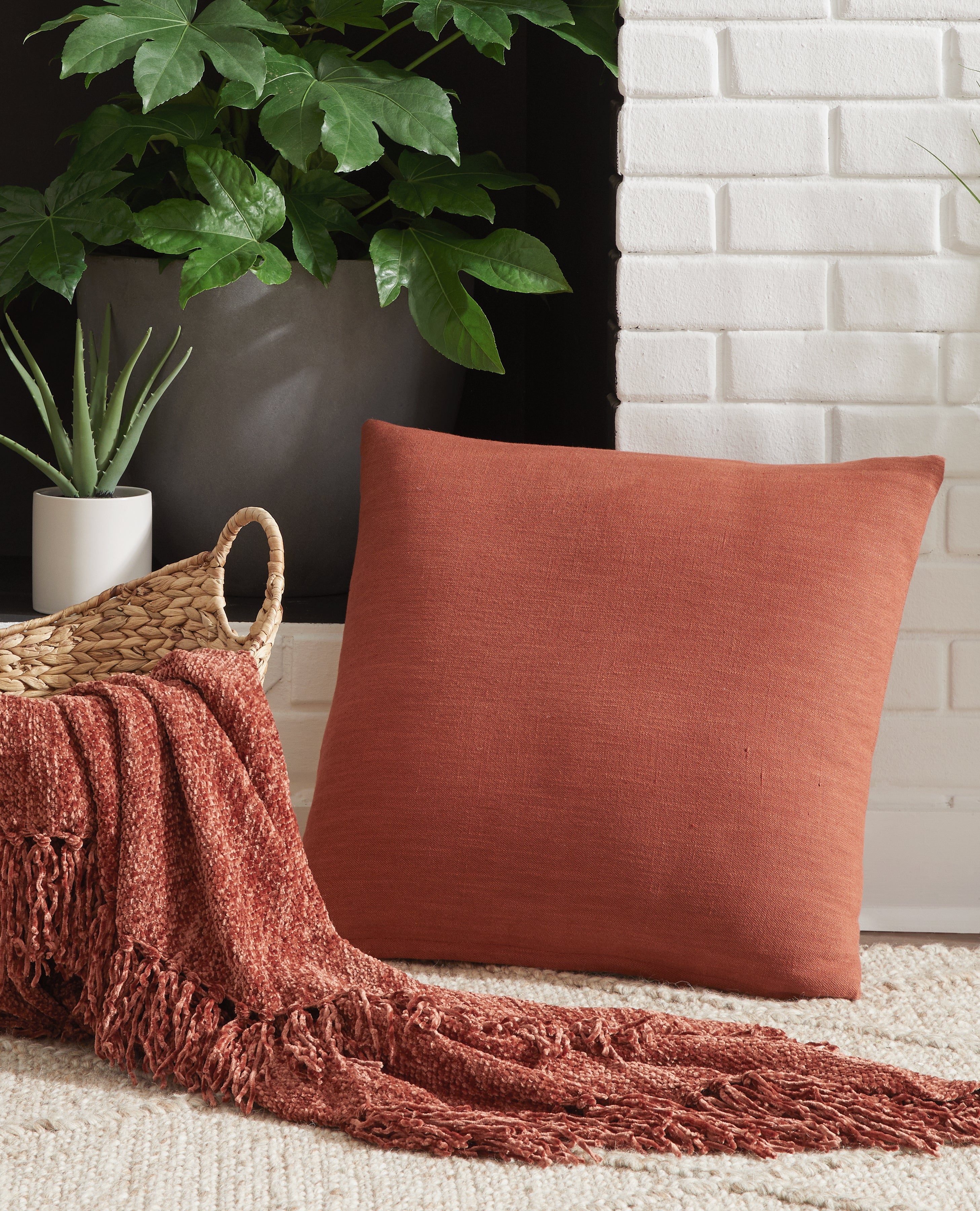 Homestyle Furniture - Ashley Furniture - Thaneville Pillow - Pillow / Rust - A1001043P
