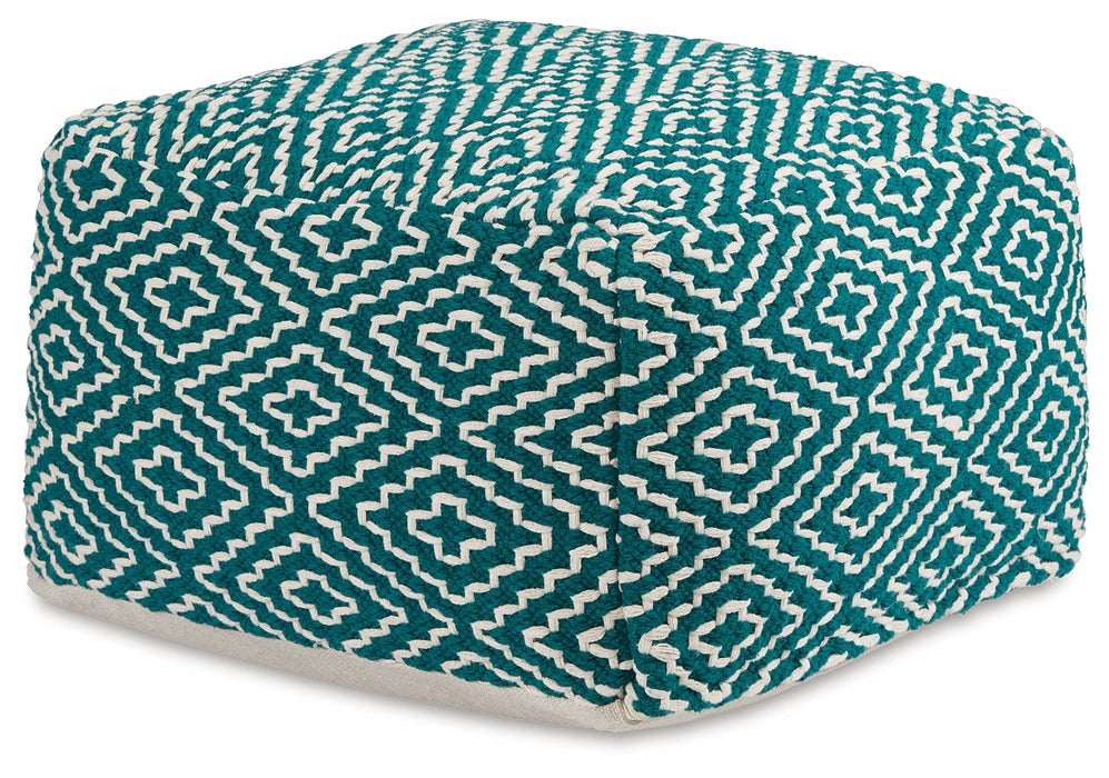 Brynnsen Pouf  Homestyle Furniture (ARk)