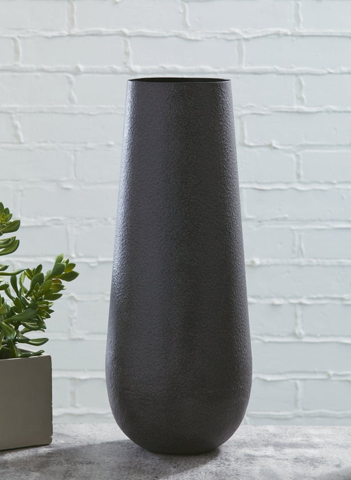 Fynn Vase  Homestyle Furniture (ARk)