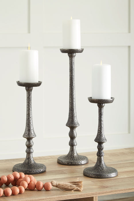 Eravell Candle Holder  Homestyle Furniture (ARk)