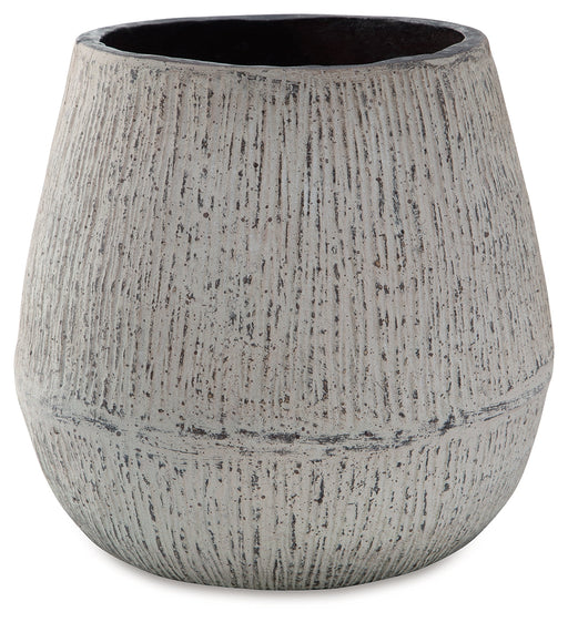 Claymount Vase  Homestyle Furniture (ARk)