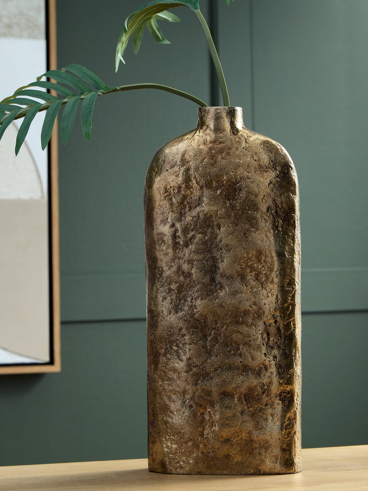 Homestyle Furniture - Ashley Furniture - Wallmond Vase - Vase - A2000822