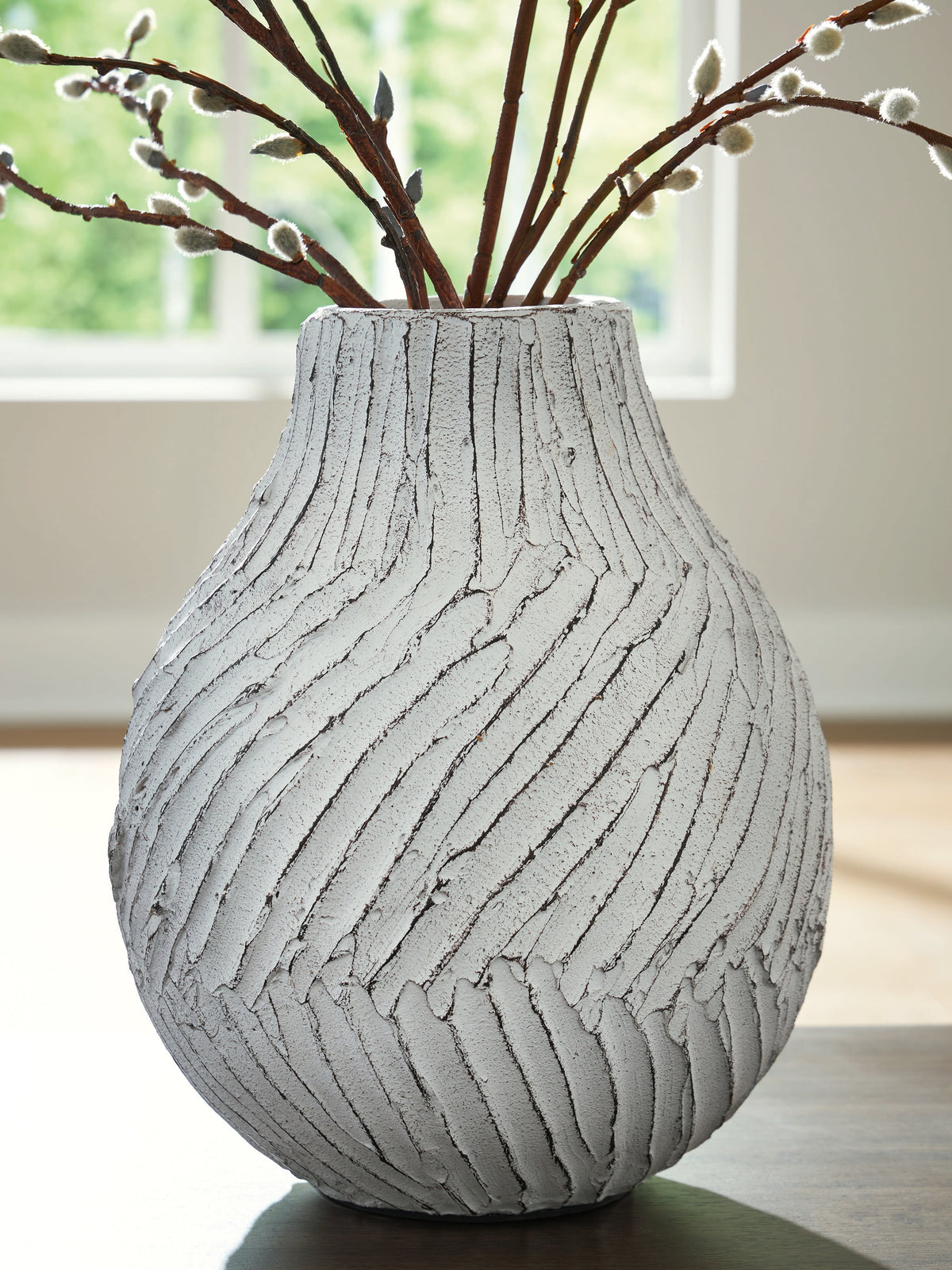 Homestyle Furniture - Ashley Furniture - Shelvie Vase - Vase - A2000849