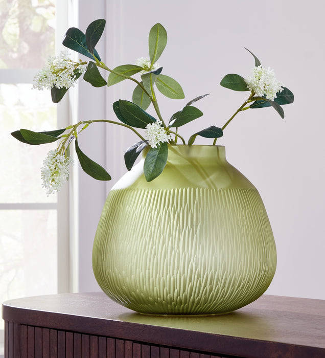 Scottyard Vase  Homestyle Furniture (ARk)