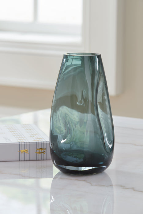 Beamund Vase  Homestyle Furniture (ARk)