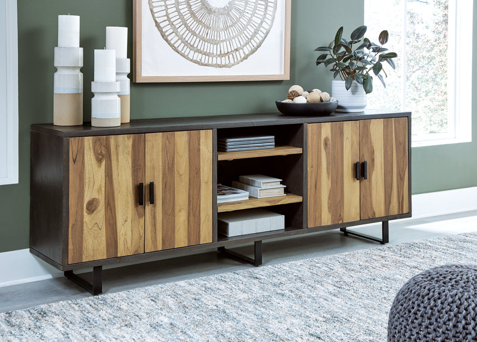 Bellwick Accent Cabinet  Homestyle Furniture (ARk)