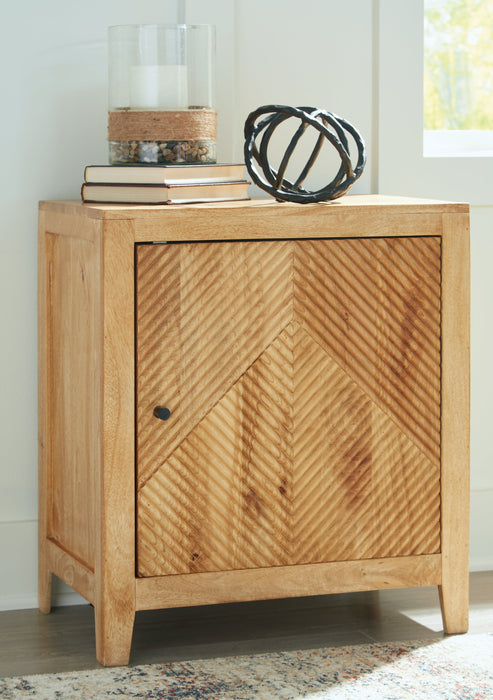 Emberton Accent Cabinet  Homestyle Furniture (ARk)