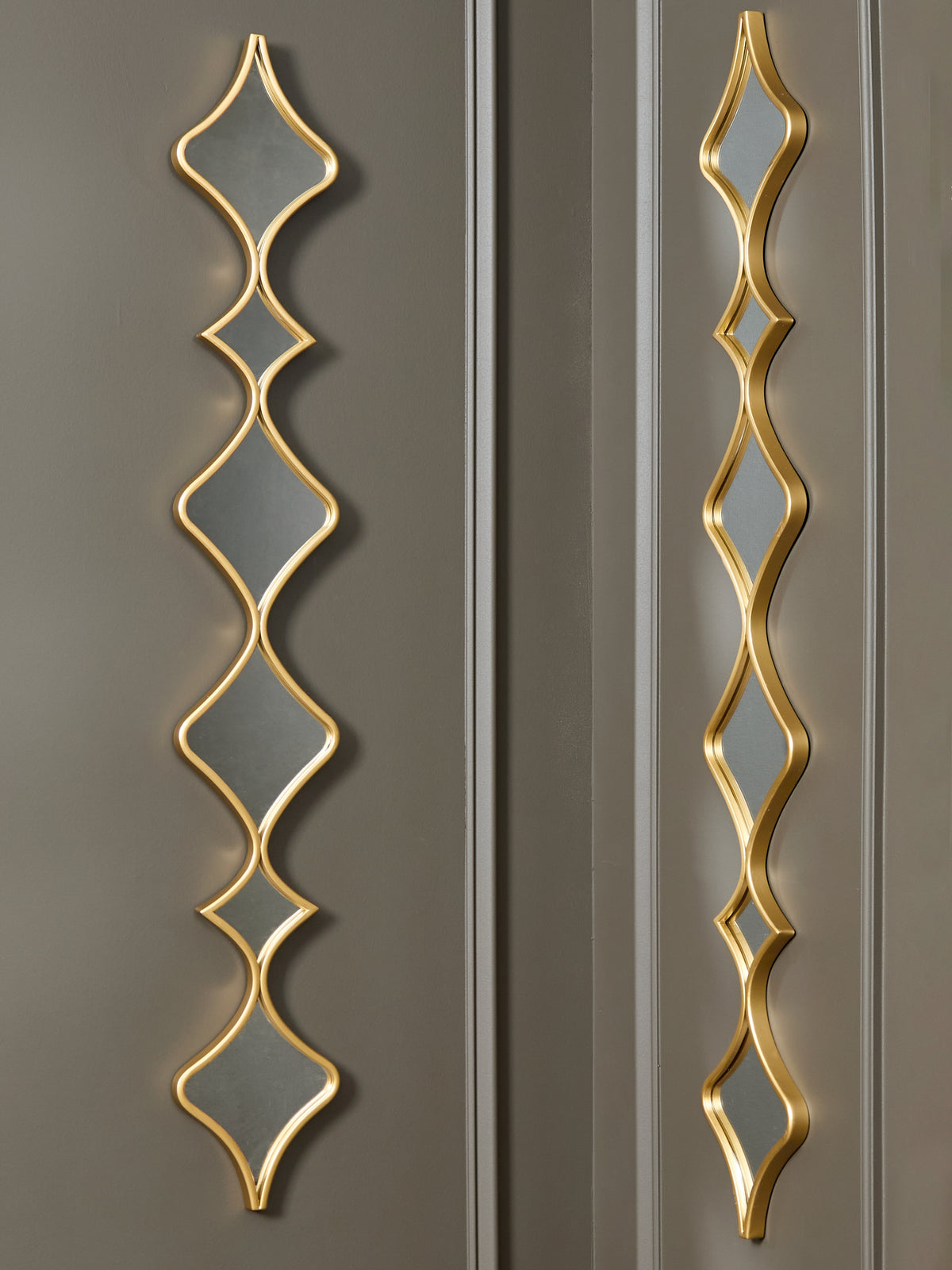Homestyle Furniture - Ashley Furniture - Harriswood Accent Mirror Set (Set of 2) - Accent Mirror Set (Set of 2) - A8010354