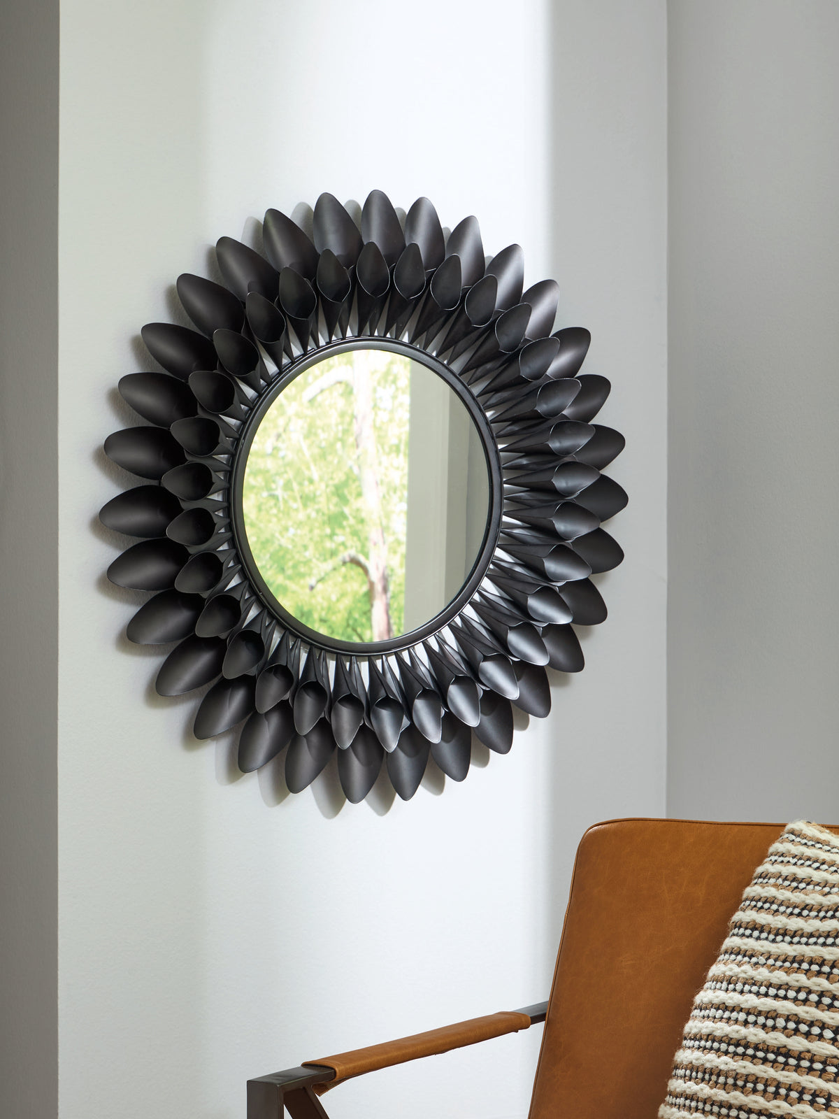 Homestyle Furniture - Ashley Furniture - Ryenmour Accent Mirror - Accent Mirror - A8010421