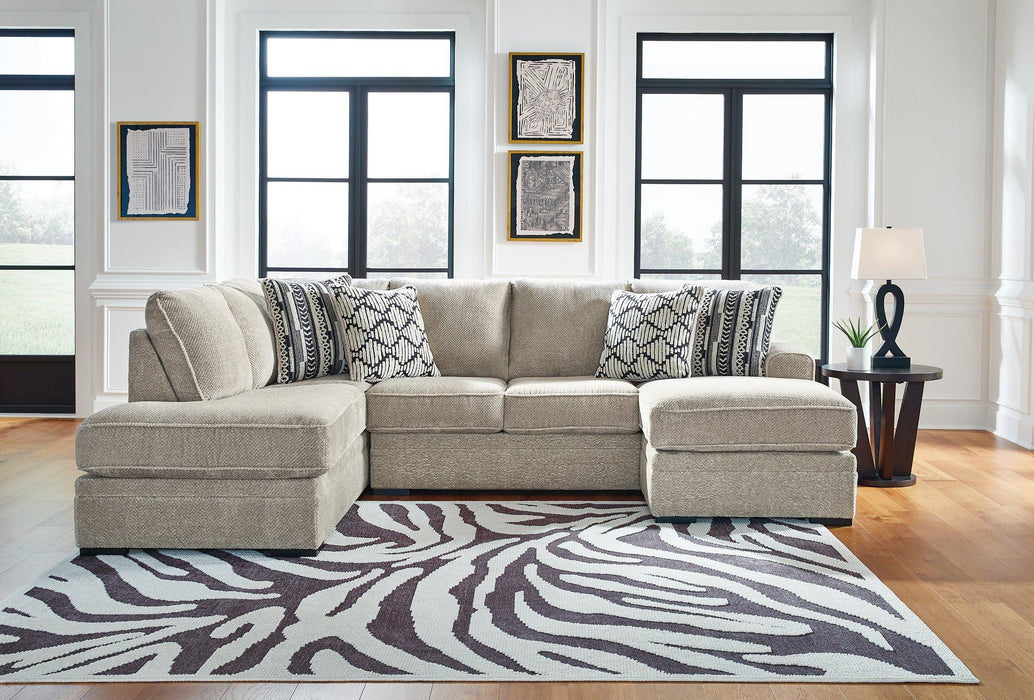 Calnita 2-Piece Sectional with Chaise READY IN STOCK