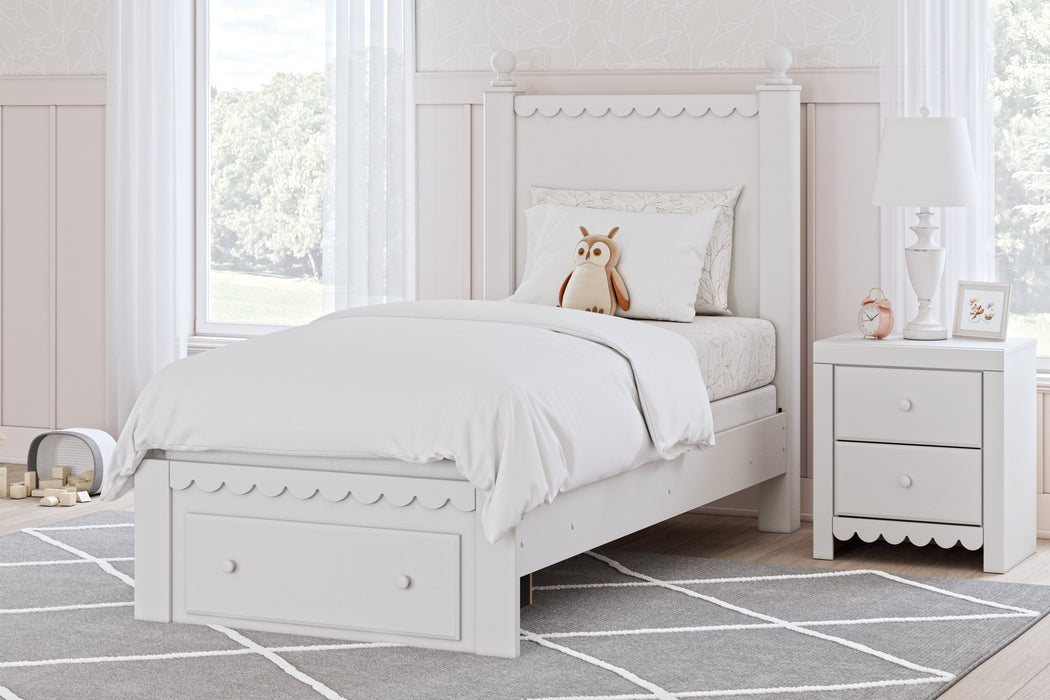 Mollviney Bedroom  Homestyle Furniture (ARk)