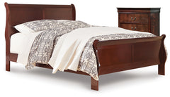 Homestyle Furniture - Ashley Furniture - Alisdair Queen Sleigh Bed and Chest - Queen Sleigh Bed and Chest - B376B32