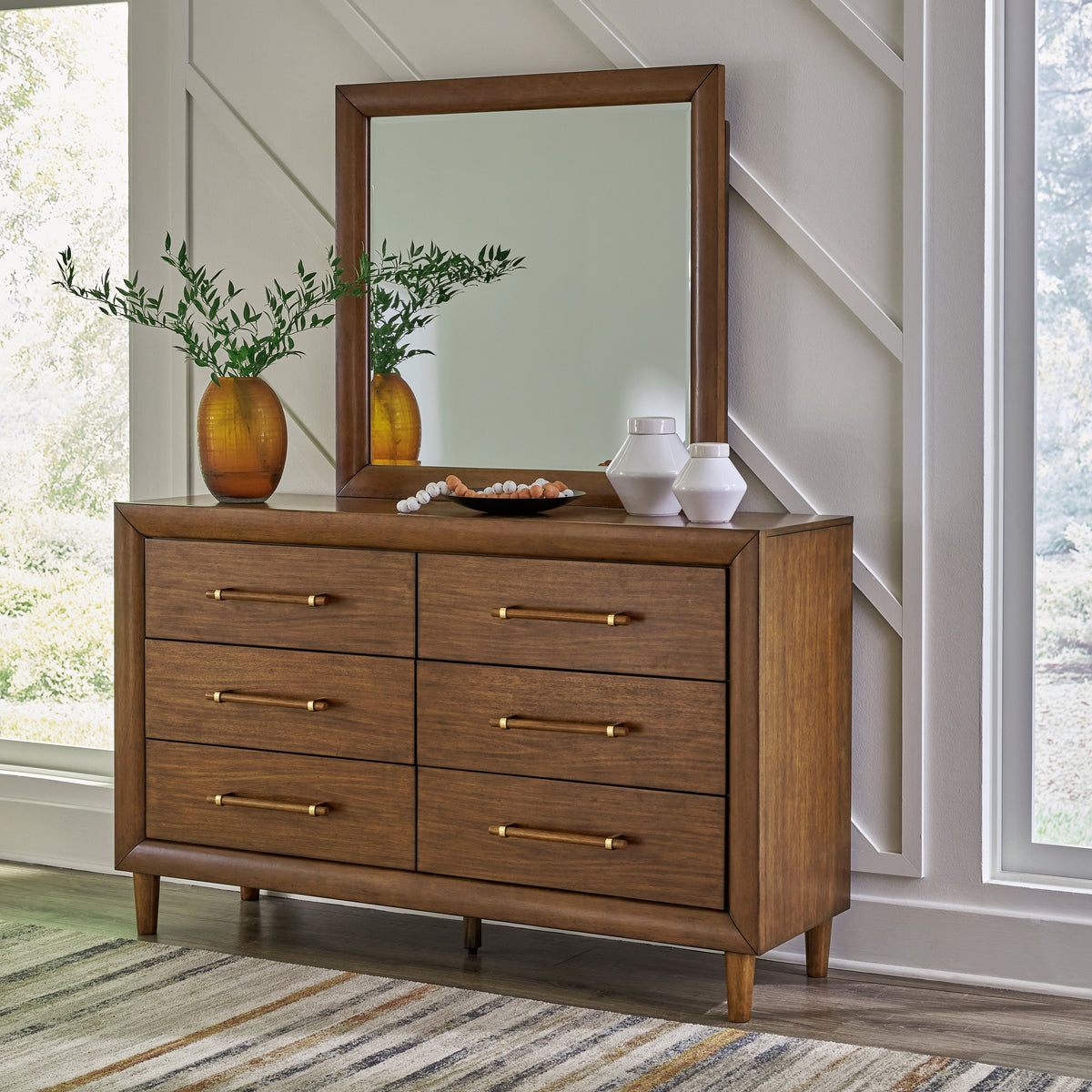 Homestyle Furniture - Ashley Furniture - Lyncott Dresser and Mirror - Dresser and Mirror - B615B1