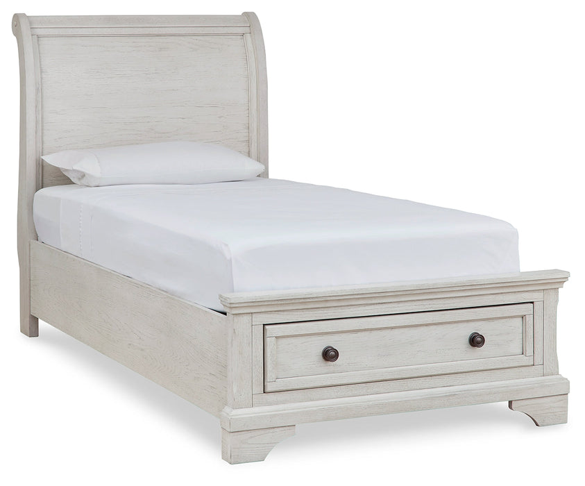 Robbinsdale Bedroom  Homestyle Furniture (ARk)