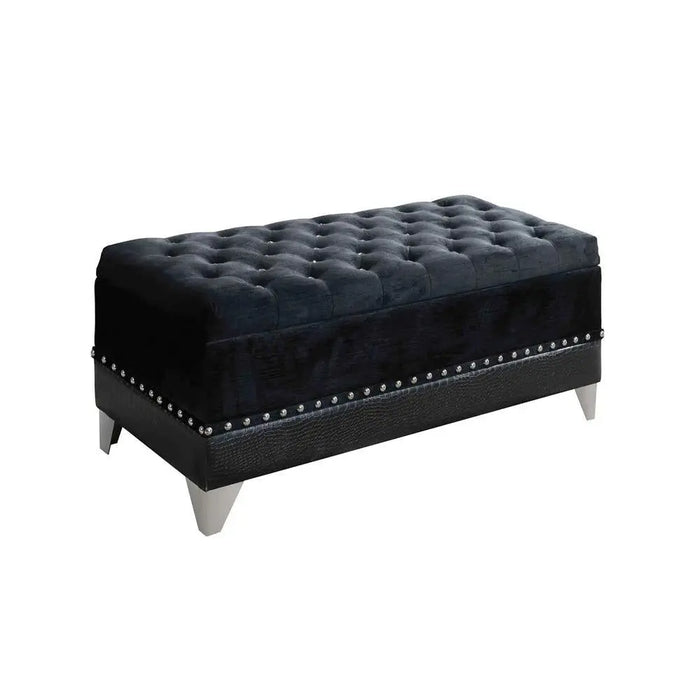 Barzini Tufted Rectangular Trunk with Nailhead Black  Homestyle Furniture (ARk)