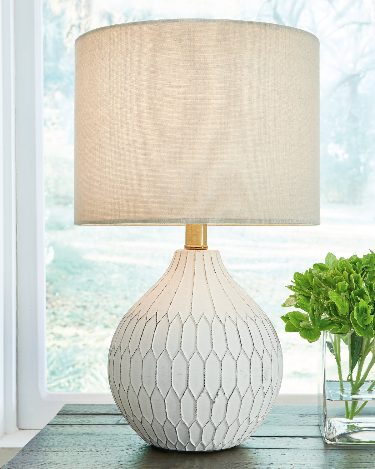 Homestyle Furniture - Ashley Furniture - Wardmont Table Lamp - Ceramic Table Lamp (1/CN) - L180094