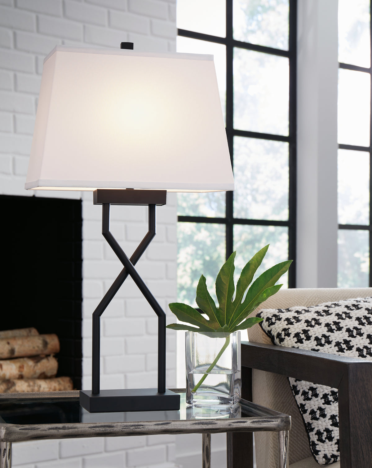 Homestyle Furniture - Ashley Furniture - Brookthrone Table Lamp (Set of 2) - Metal Table Lamp (Set of 2) - L204514
